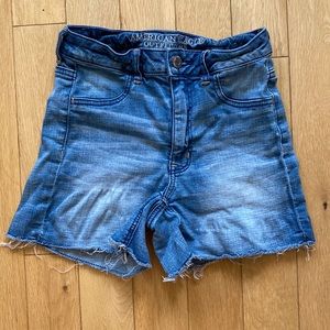 American Eagle Outfitters Distressed Hi-Rise Sky High Shortie Shorts  Size 4